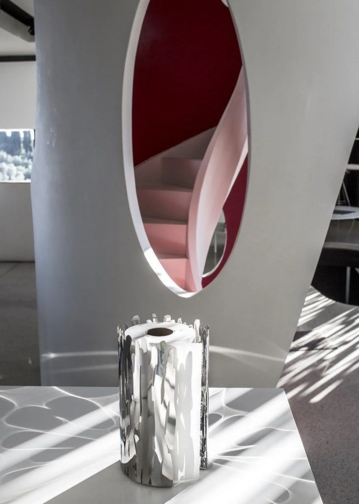 Alessi - Køkkenrulleholder "Barkroll" - Sort