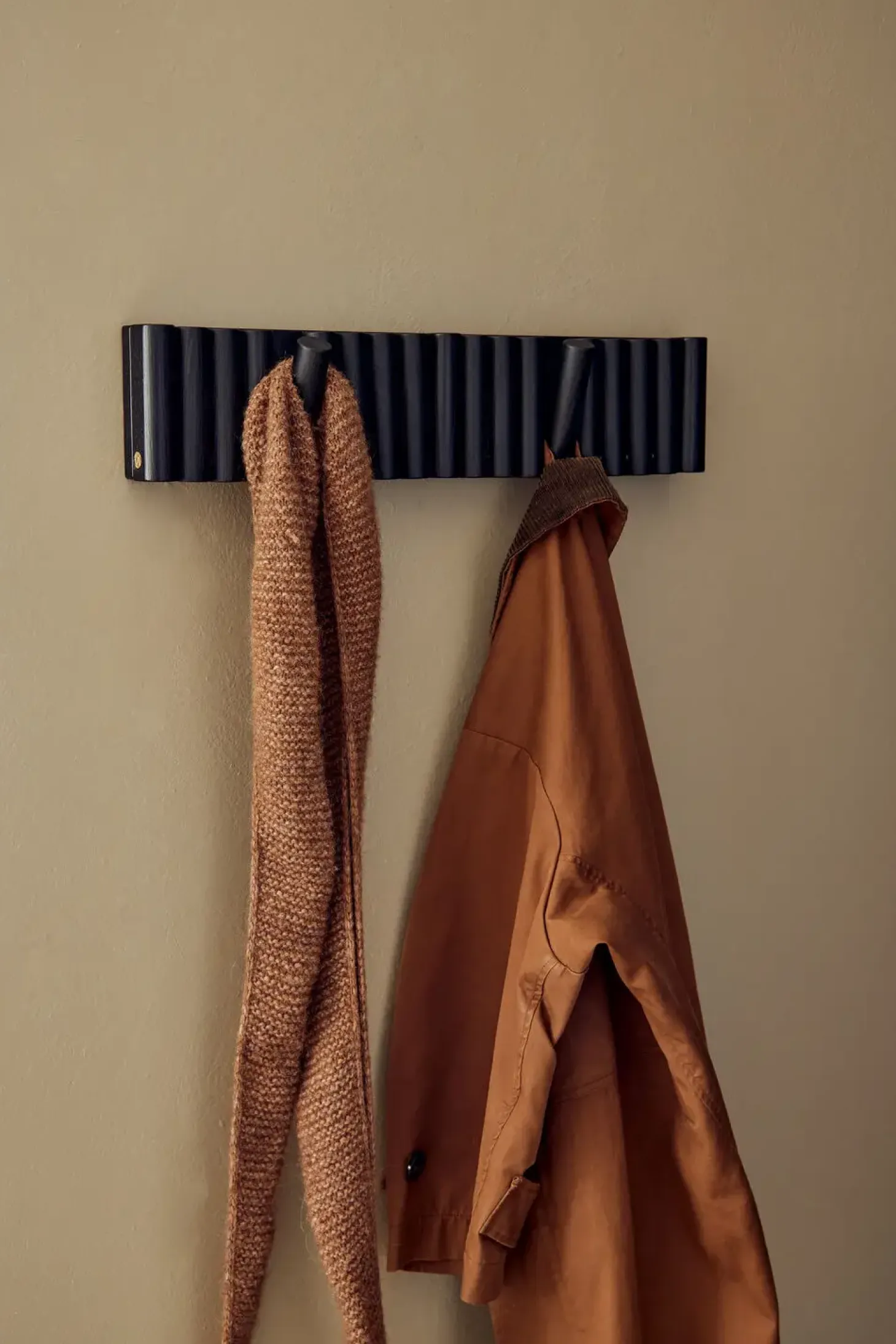 Andersen Furniture - Mono Knagerække - Ask