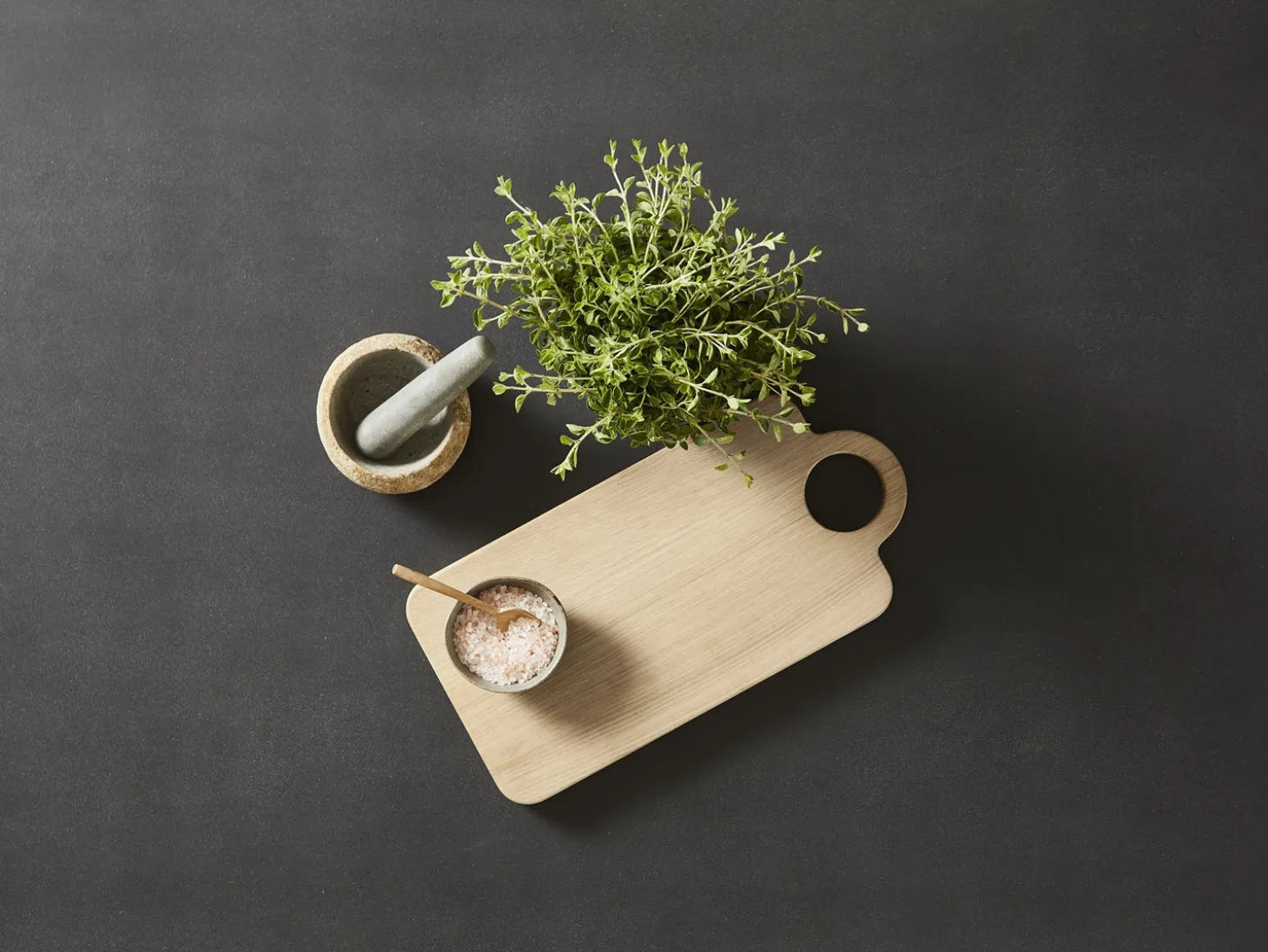 Andersen Furniture - Skærebræt - Circle Cuttingboard - 44,5 x 22 cm