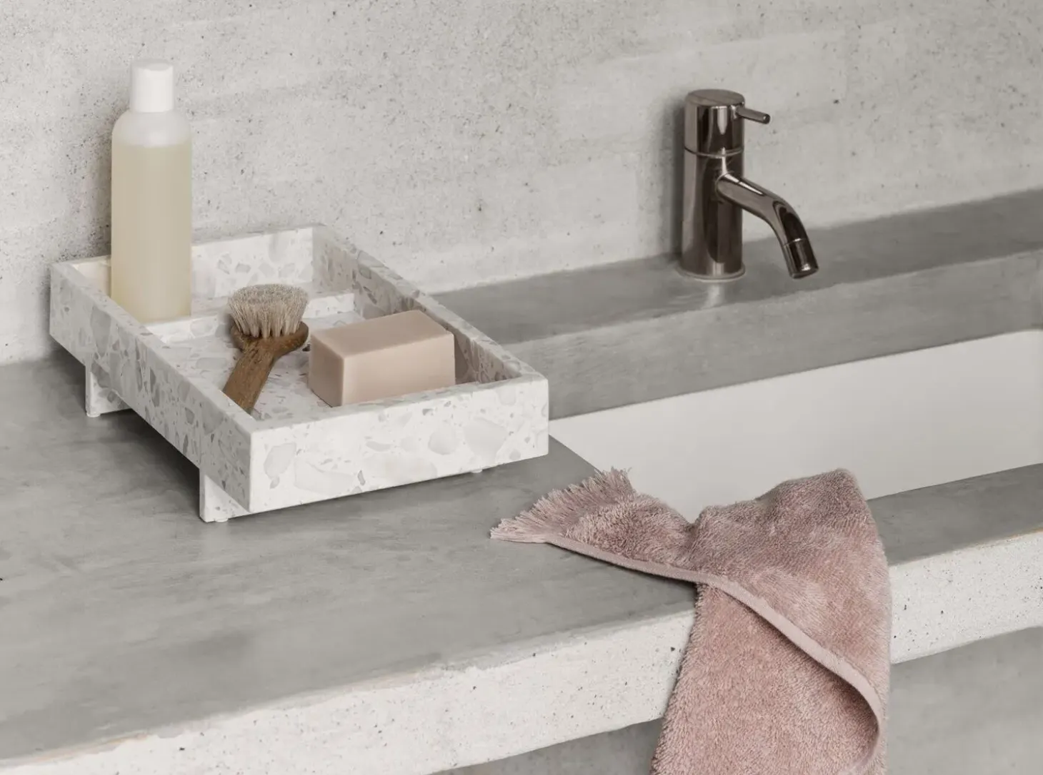 Blomus - Marble Tray - Nimbus Cloud - ABENTO - H18 x L7,5 x W30 cm