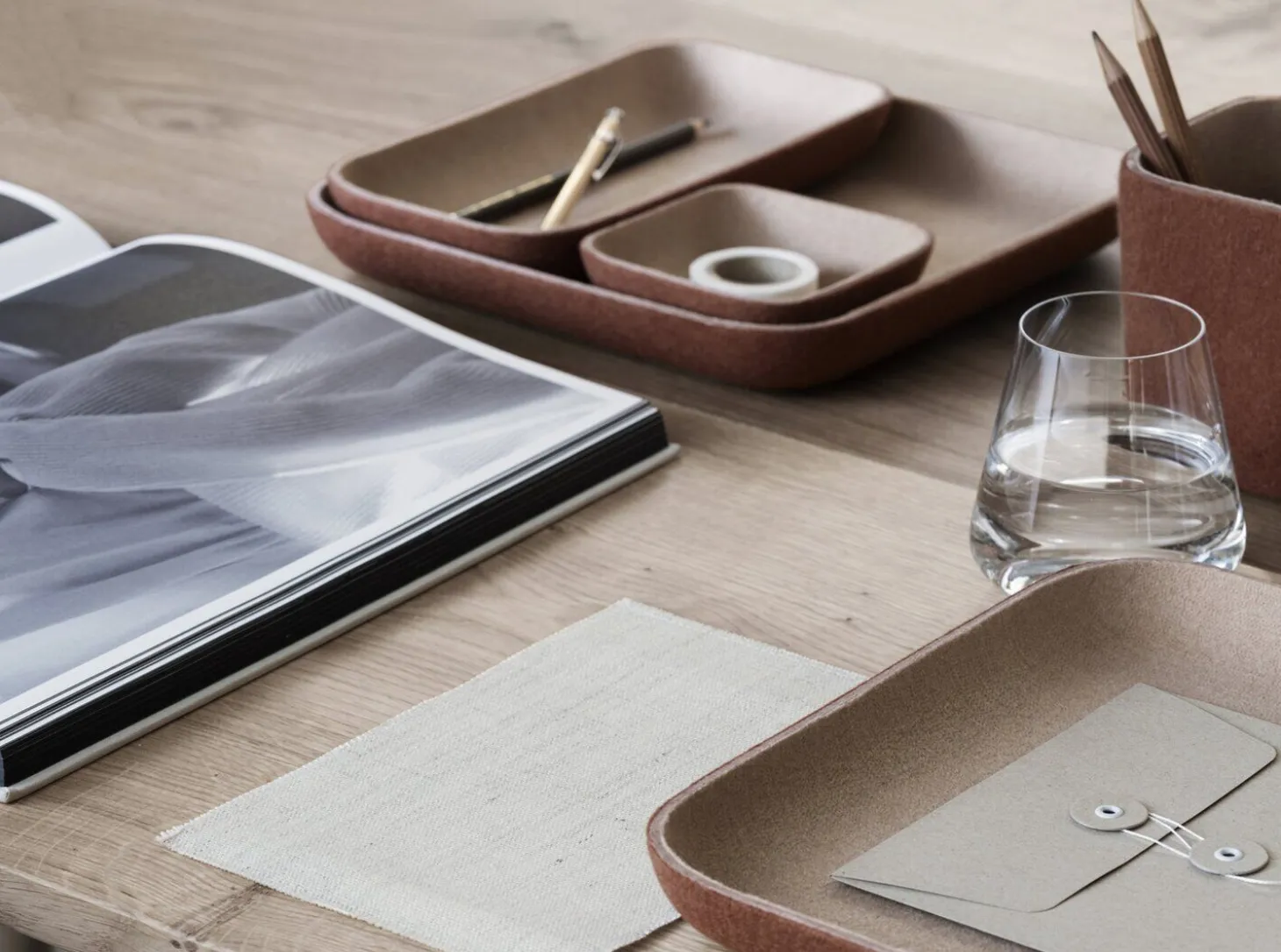 Blomus - Tray - Rustic Brown/Tan - HERBA