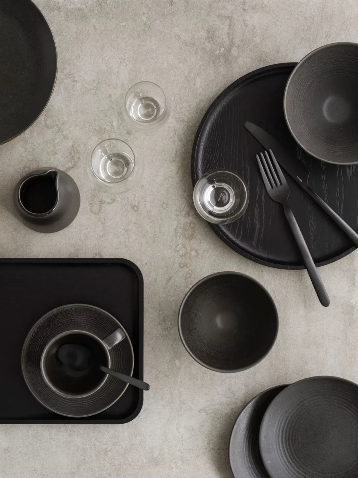 Blomus - Tray M - OKU - Black