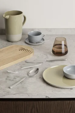 Blomus - Tray/Cutting Board - H 2 cm, B 17 cm, T 32 cm - ZEN