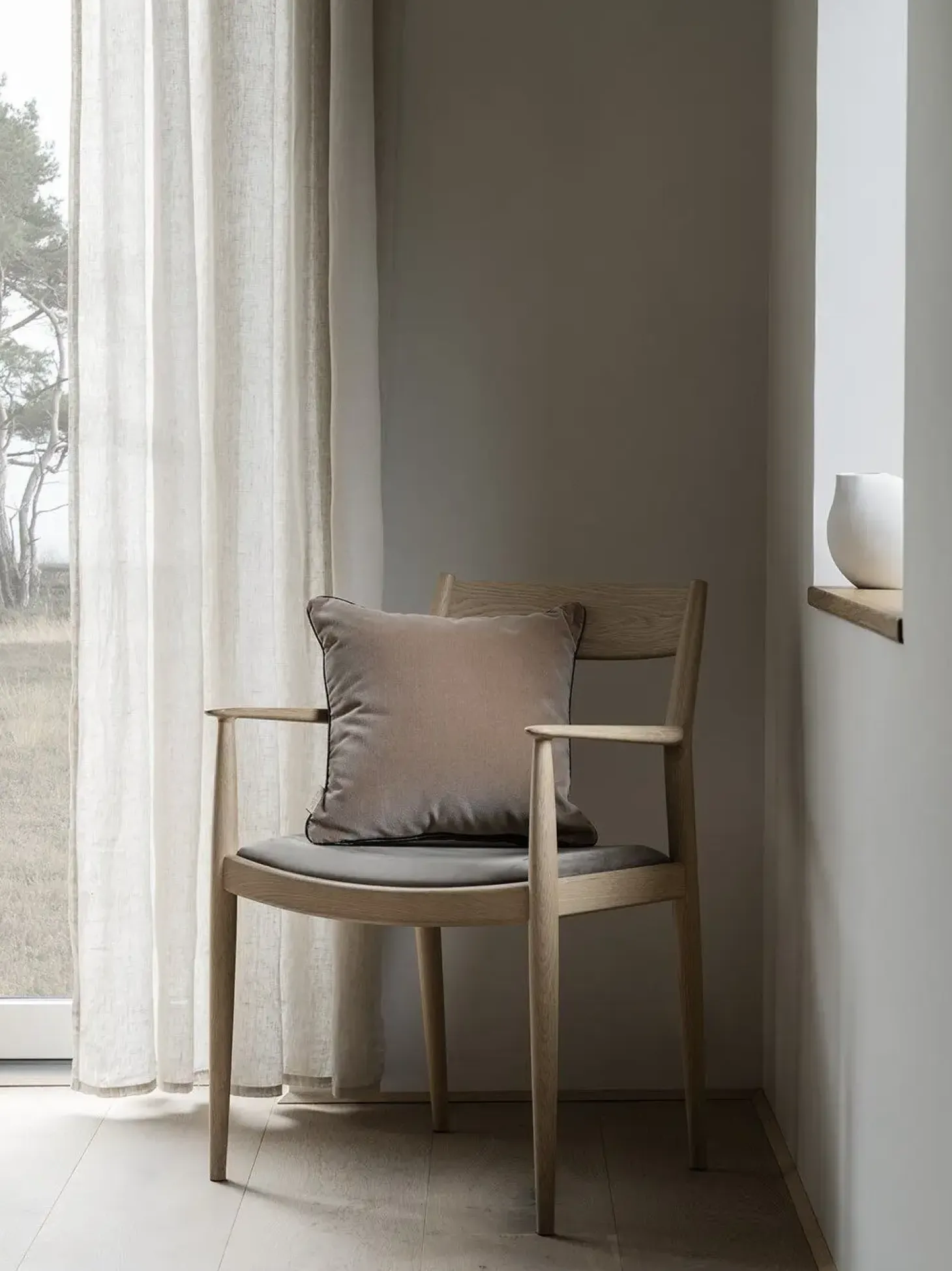 Blomus - Vase - White - NONA