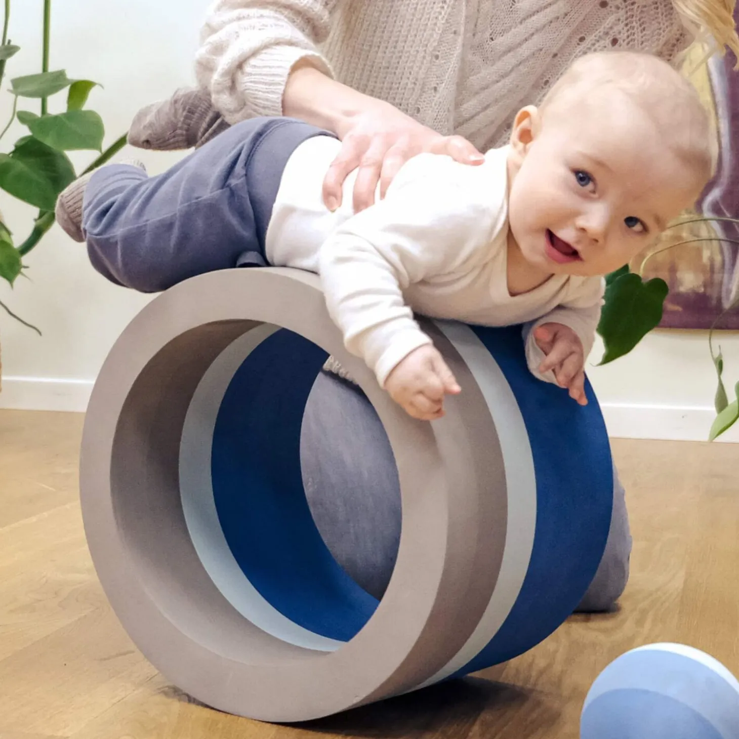 Bobles - Tube Blue