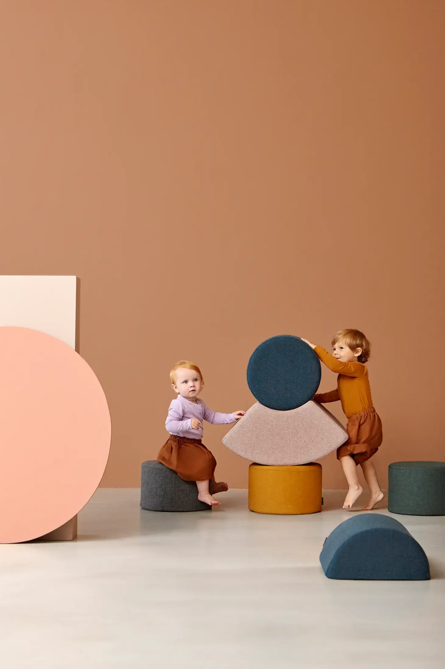 By KlipKlap - Build & Bounce - KK Circle - Blue Grey