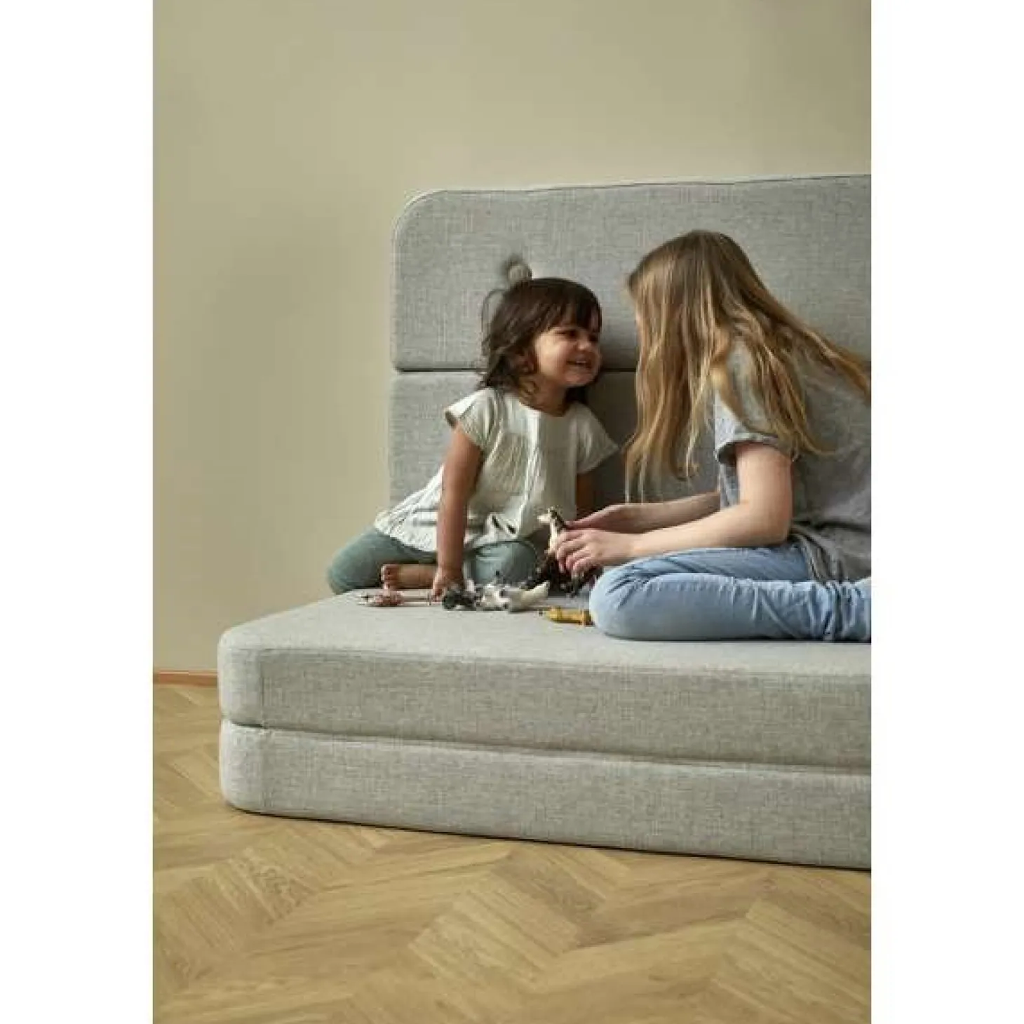 By KlipKlap - KK 3 Fold sofa XL 140 cm - Beige med sandfarvet knapper