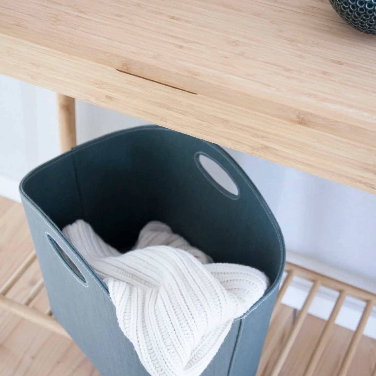Cinas - Noble konsolbord til entré 90x35cm bambus