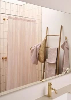 Compliments - Badeforhæng - Lines shower curtain w/eyelets 220 cm - Rose