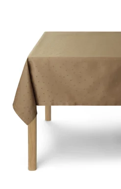 Compliments - Confetti Damask Table Cloth 150x250 cm - Valnød