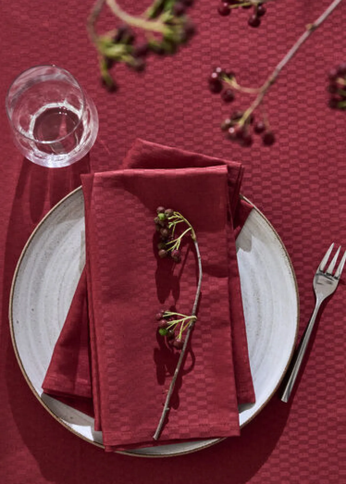 Compliments - Dug - Tile Damask Table Cloth dia. 200 cm - Vinrød