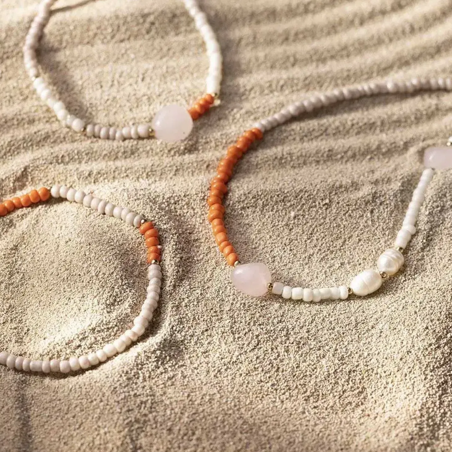 Creativ Company - Mini DIY Kit Smykker, Rosakvartshalskæde og -armbånd, 1 pk.