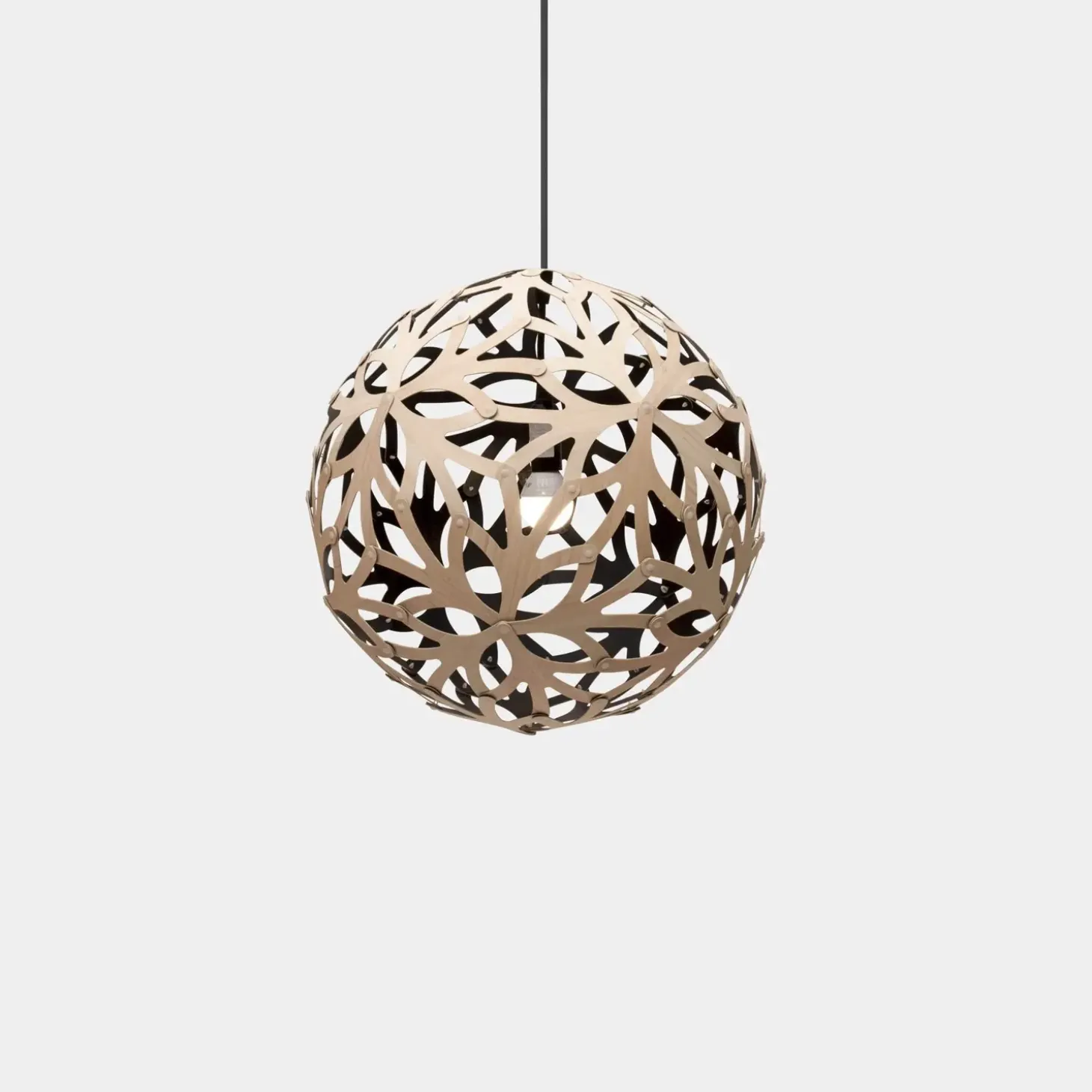David Trubridge - Floral Pendel - Sort/natur Ø 60 cm