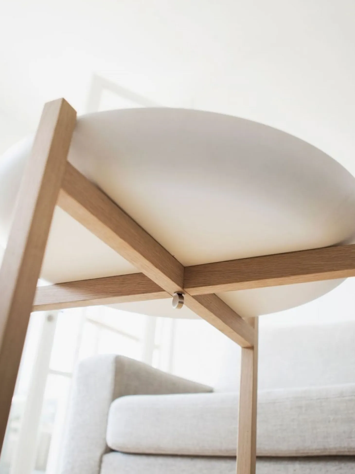 Design House Stockholm - Lille Bord - Tablo - Hvid/eg - Lav