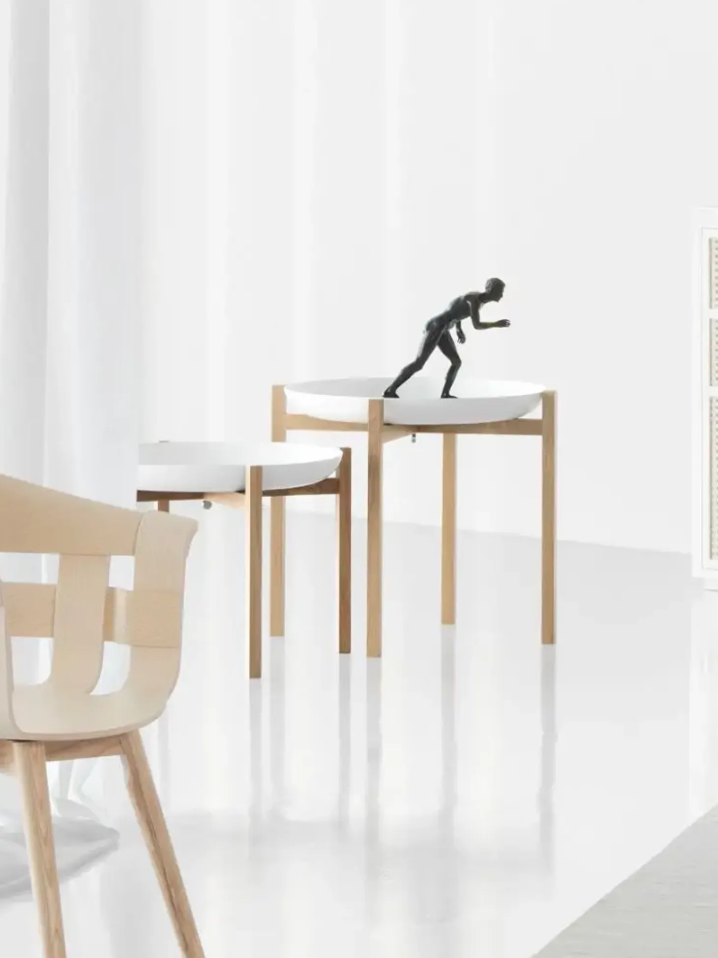Design House Stockholm - Lille Bord - Tablo - Hvid/eg - Høj