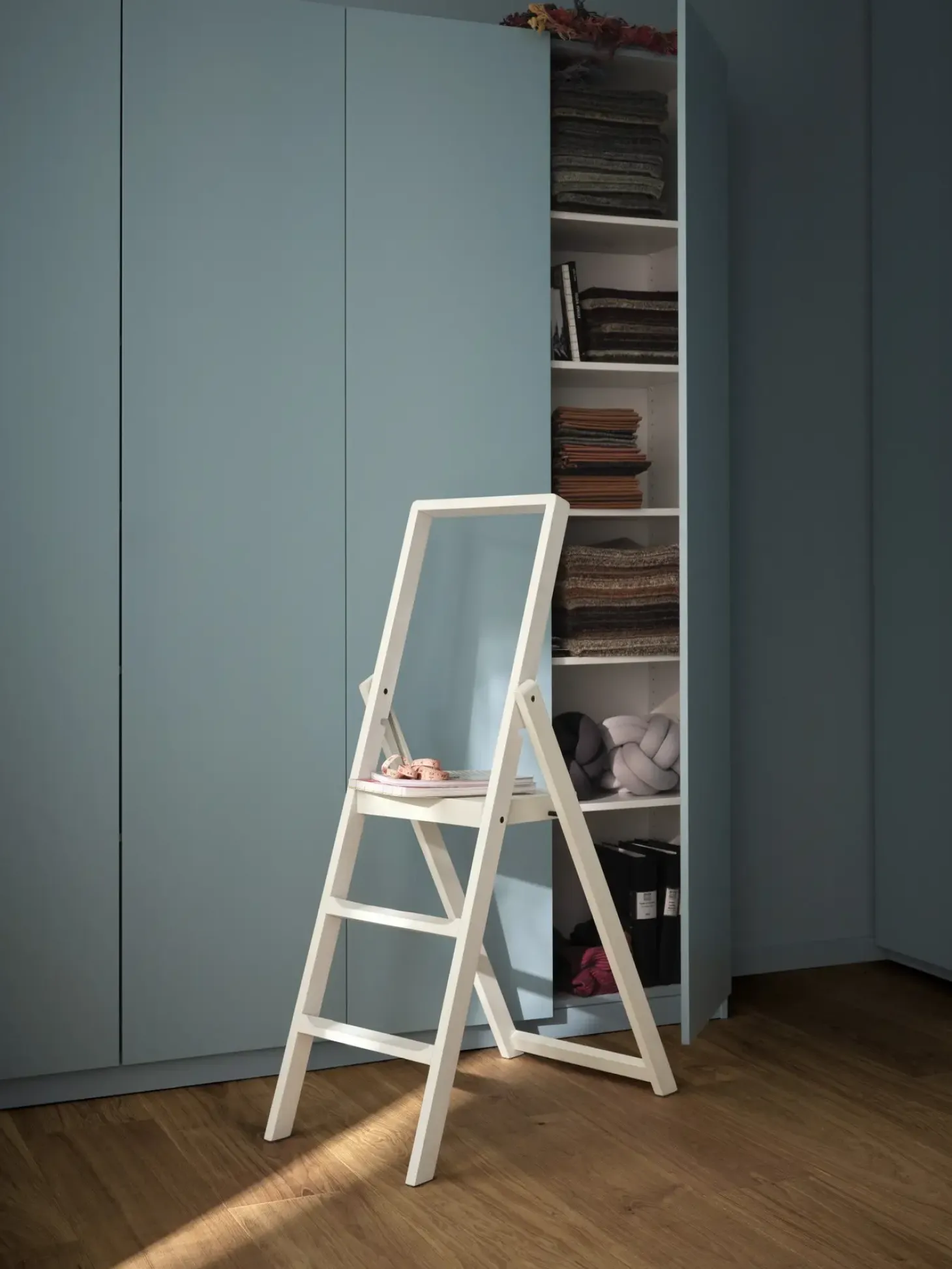 Design House Stockholm - Step - Trappestige - Mat hvid