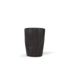 DutchDeluxes - Krus - Dented Mug - Sort mat
