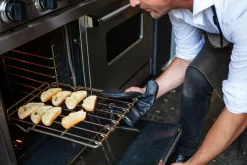 DutchDeluxes - Ovn Handske - Oven Glove - Sort Læder
