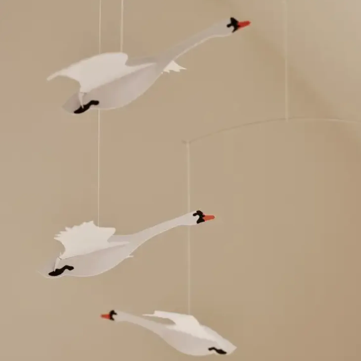 Flensted hanging art Uro - Nordens svaner mobile - 54x48 cm