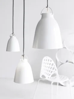 Fritz Hansen - Loftlampe - Caravaggio - Hvid - P2 Medium - Grå ledning 3m