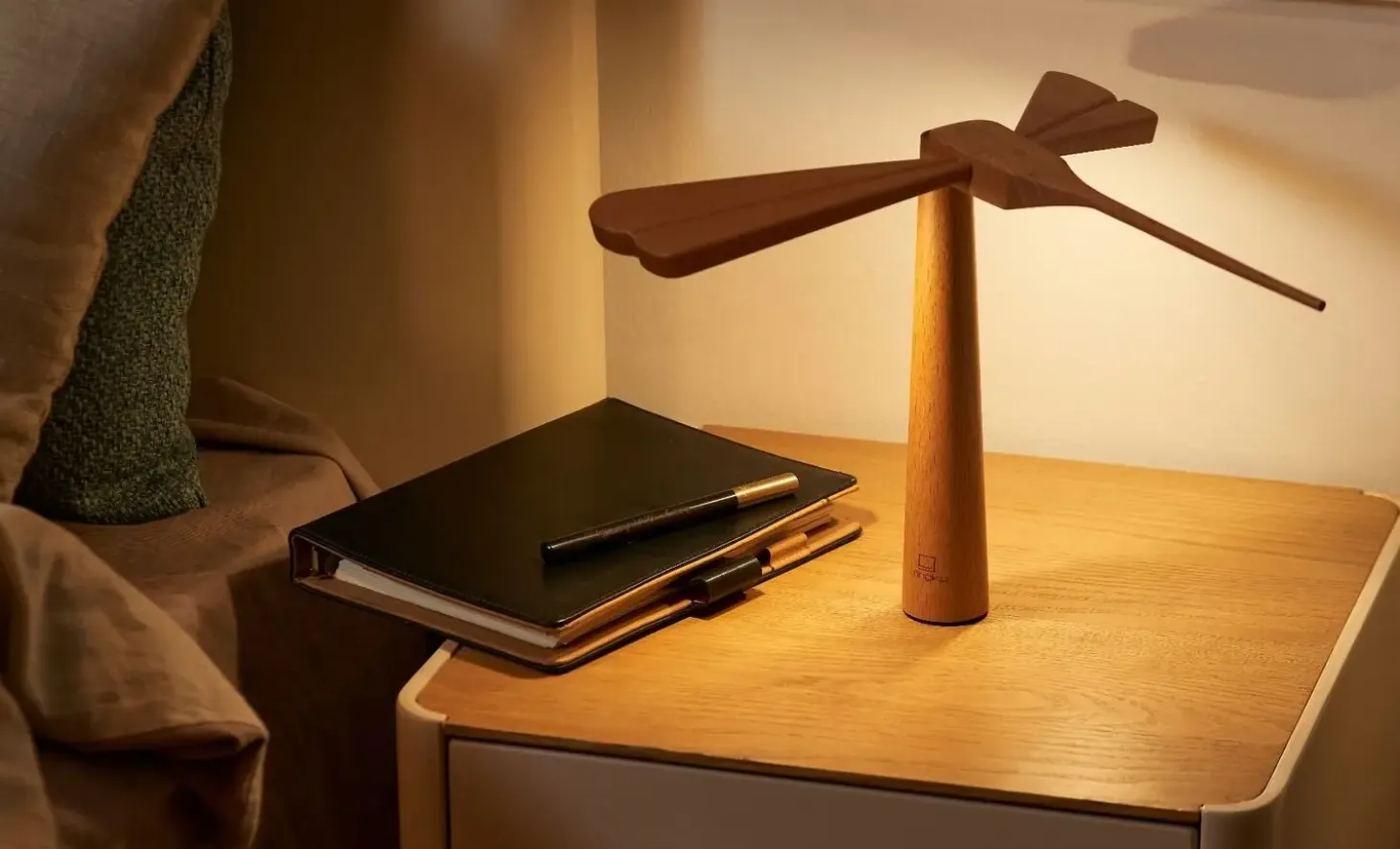 Gingko - Dragonflight Balance Light Walnut