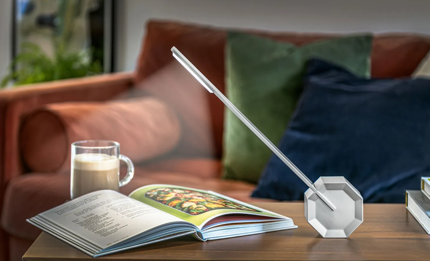 Gingko - Octagon One Desk Lamp - Aluminium