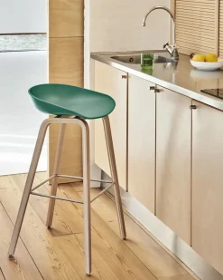 HAY - Barstol - AAS 32 - About A Stool - Hvid 2.0 - Ben: lakeret Eg - Lav model, H65