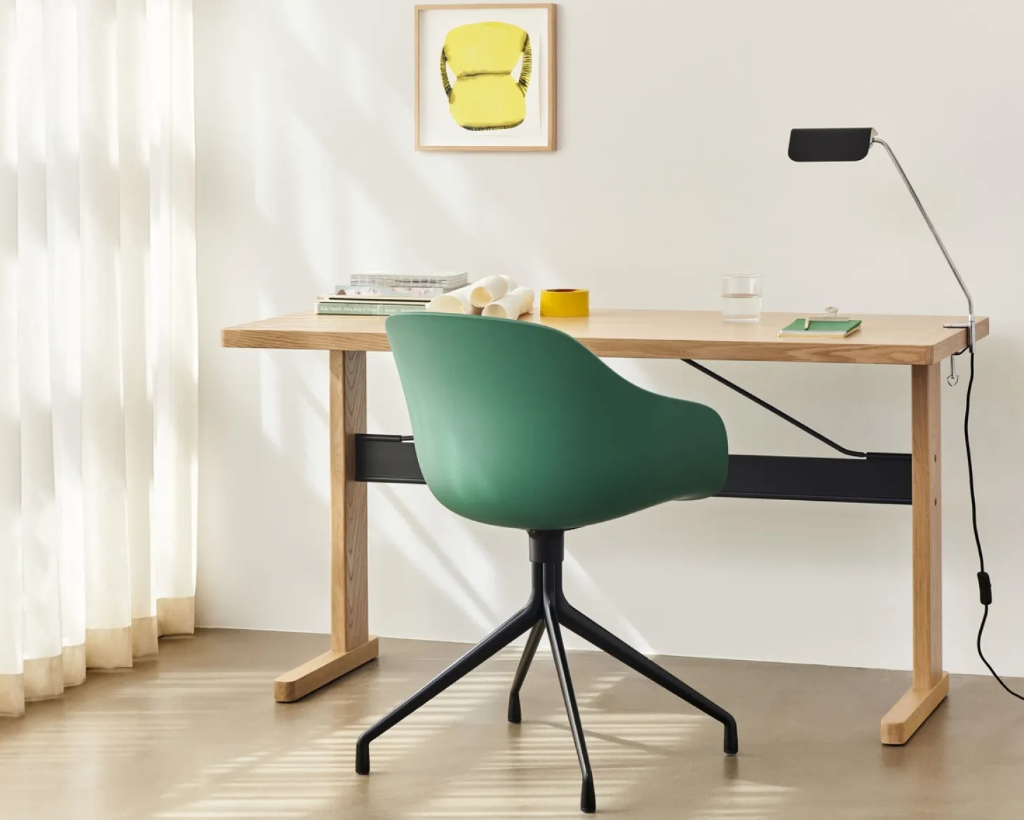 HAY - Bordlampe - Apex Desk Clip Lamp - Oyster White / Hvid