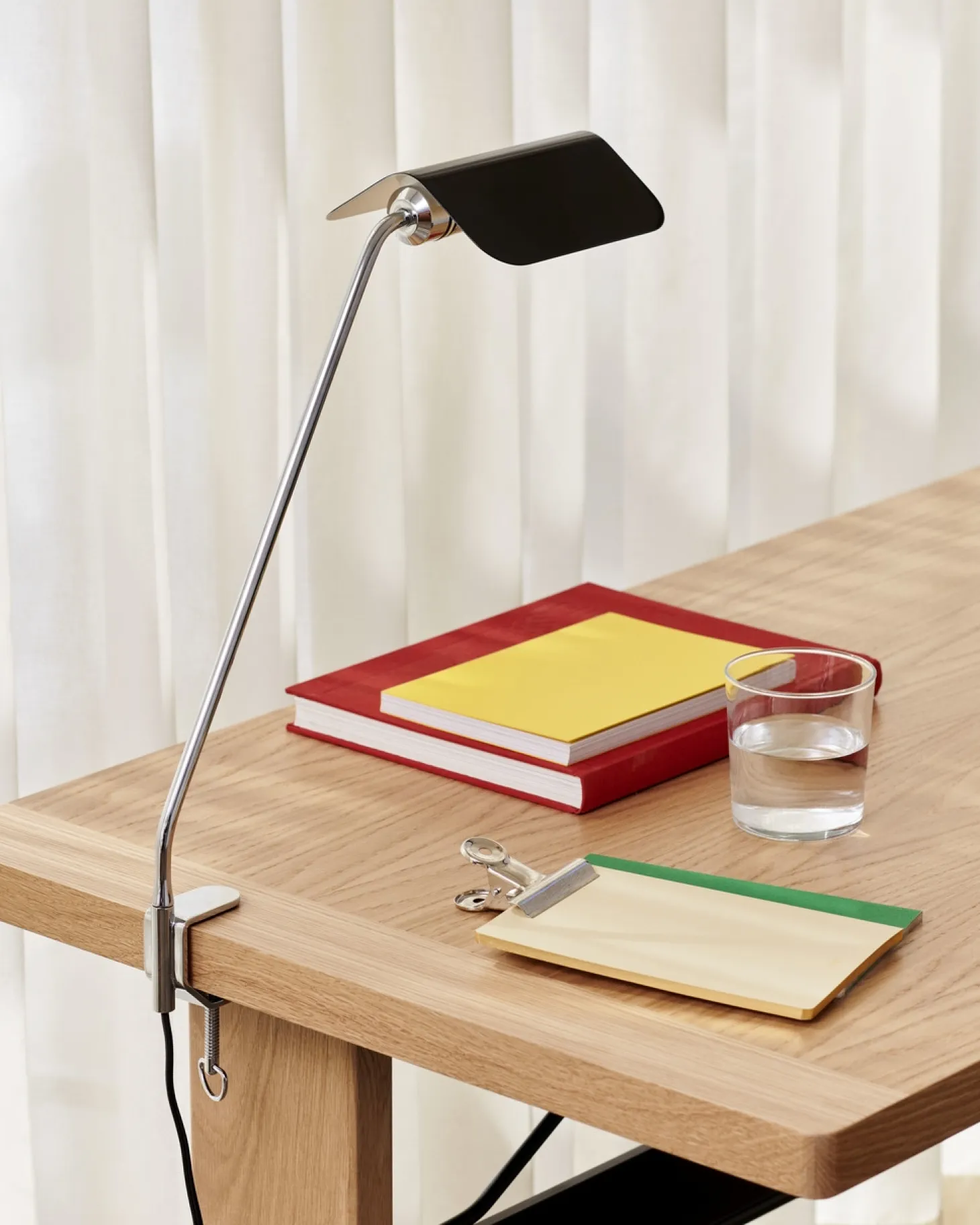 HAY - Bordlampe - Apex Desk Clip Lamp - Emerald Grøn