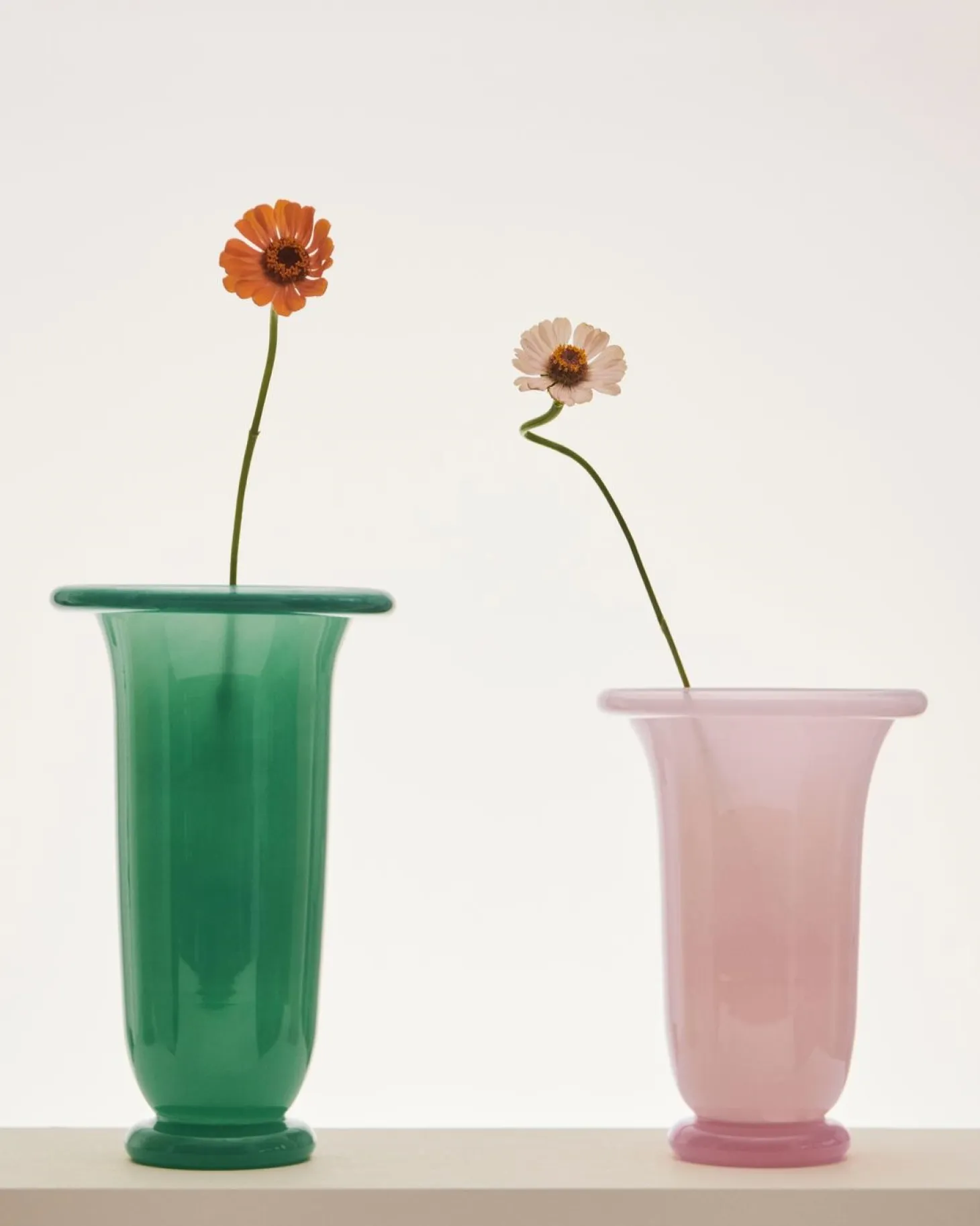 Hay - Empire Vase - Medium - Light Pink - Light pink with pink base - 749