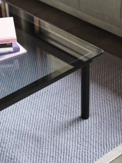 HAY - Kofi Table - 60 x 60 cm - ben i sort lakeret eg og grey tinted /grålig glasplade