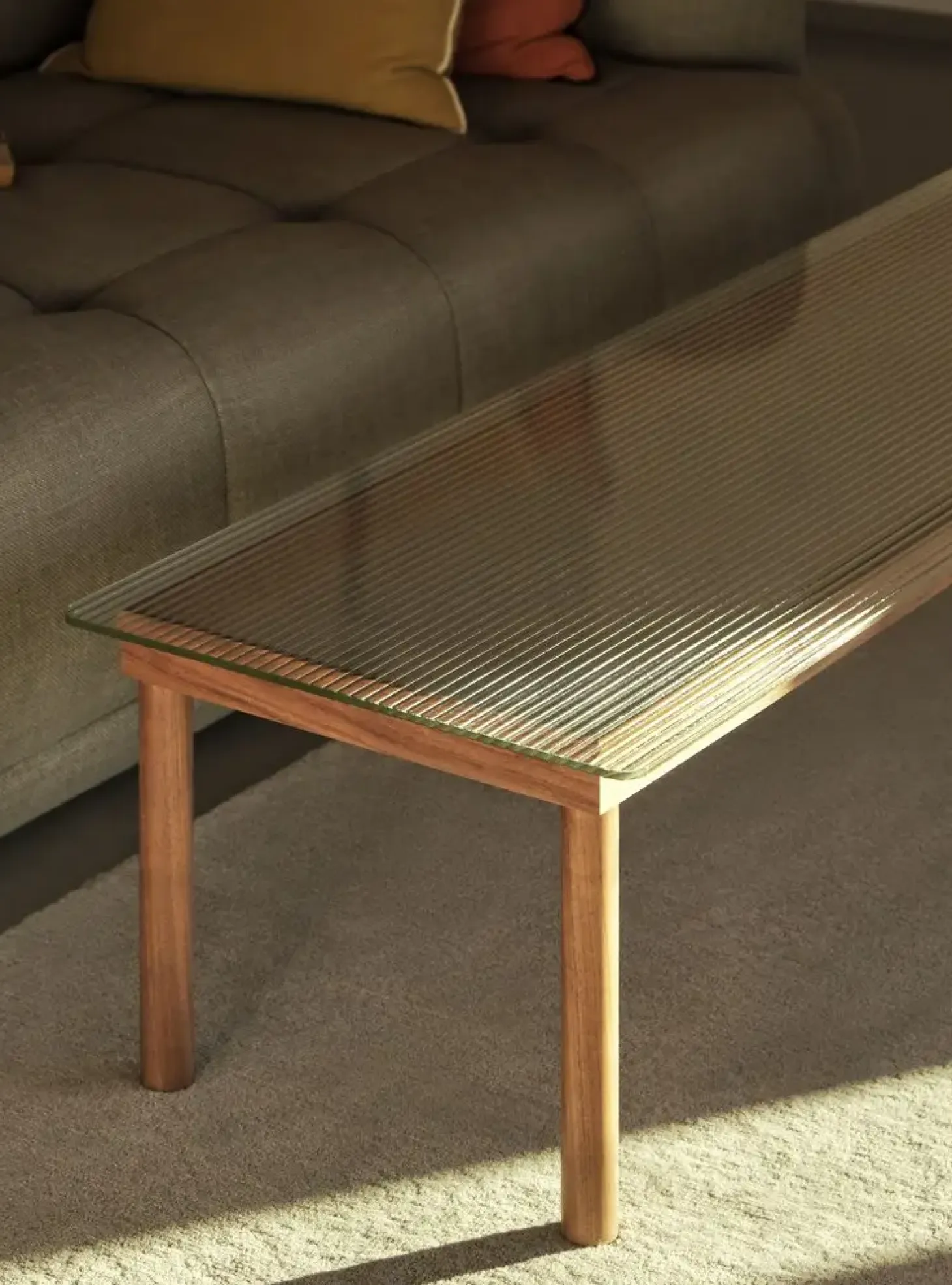 HAY - Kofi Table - 140 x 50 cm - ben lakeret eg og klar reeded glasplade