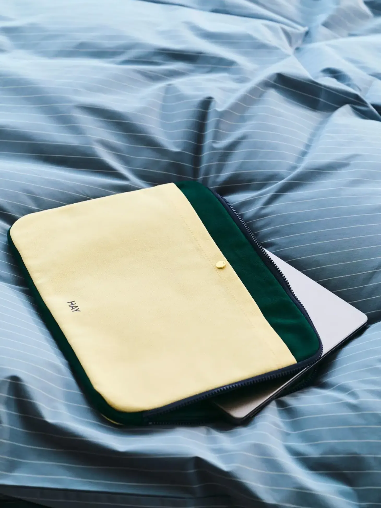Hay - Multi Laptop Cover - "13""/14""" - Soft yellow multi