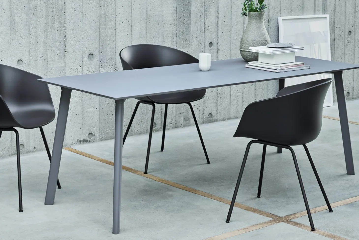 Hay - Stol AAC26 - sort med sorte ben - about a chair AAC 26