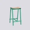 HAY - Taburete 8 Bar Stool - Jade Green - Lacquered Oak Veneer Seat - Lav model 65 cm