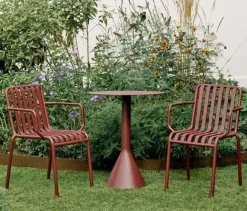HAY havebord - Palissade bord - Cone table - Rød - Iron red - Ø 70 cm