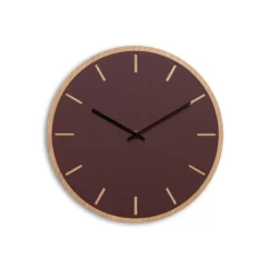 Hemverk - Vægur - Lys Eg/Burgundy - Sorte visere - Ø38 cm