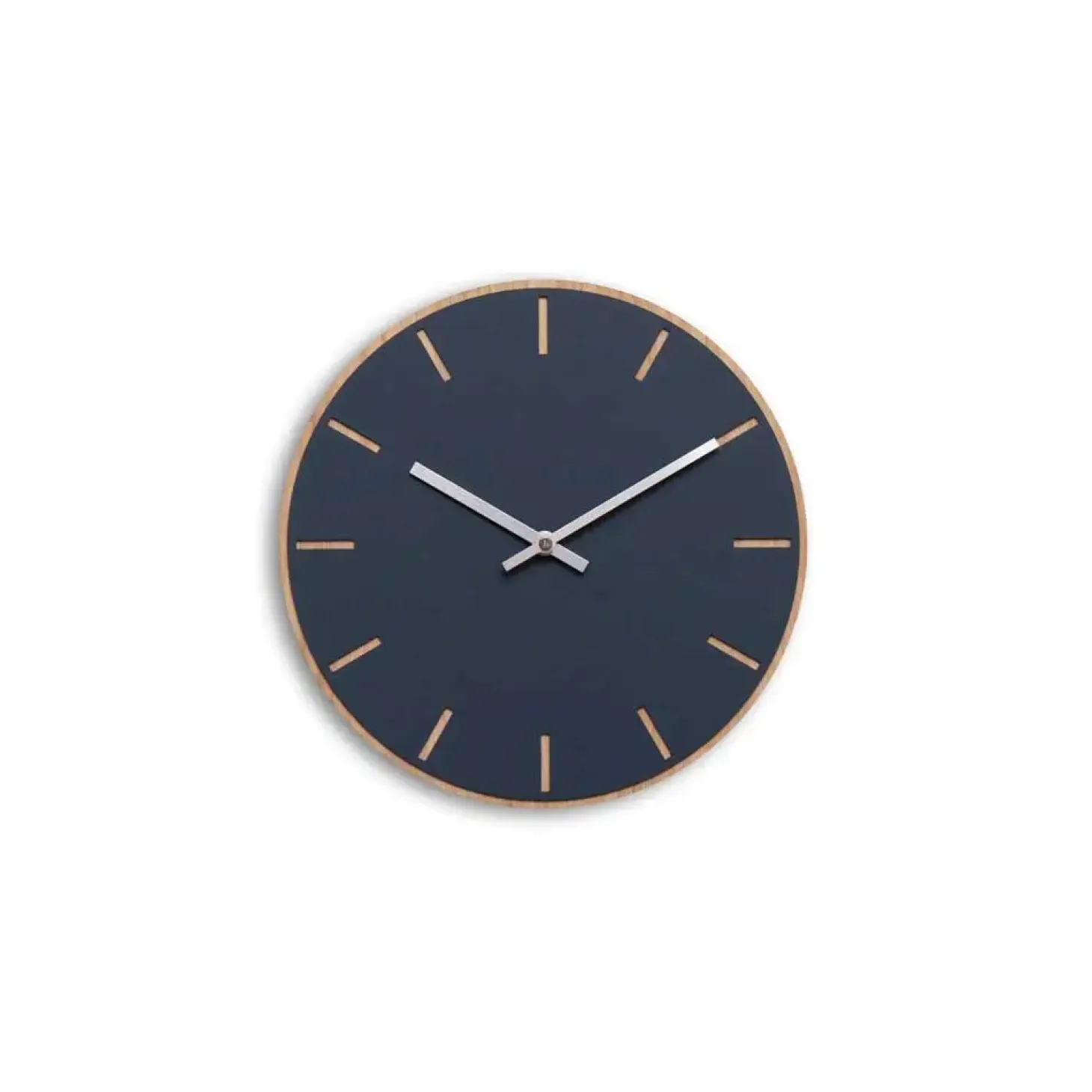 Hemverk - Vægur - Lys Eg/Smokey blue - Sølv visere - Ø28 cm