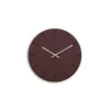 Hemverk - Vægur - Mørk Eg/Burgundy - Sølv visere - Ø28 cm
