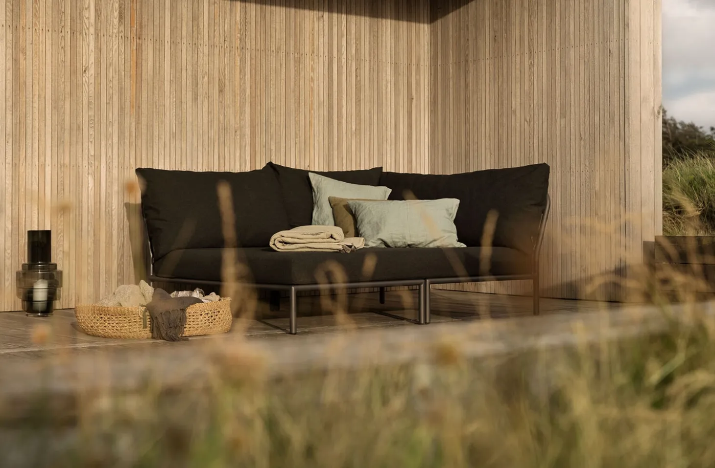 Houe - LEVEL 2 Cozy Corner, left - Ash. Fabric