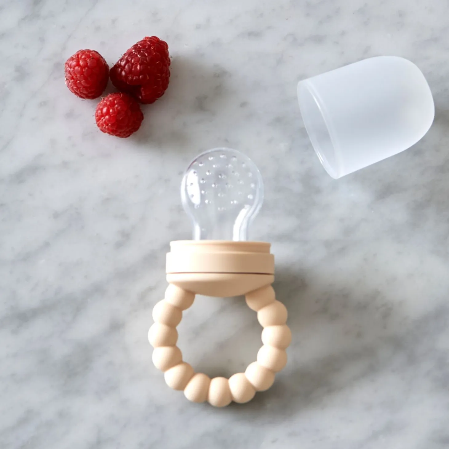 Jack o Juno - Bubble Fruit Feeder - Sand