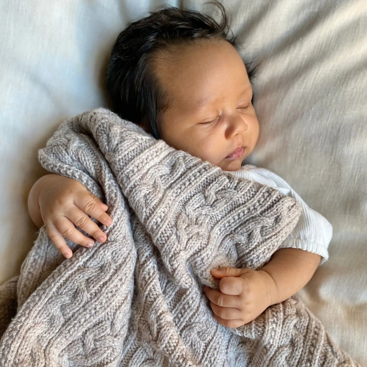 Jack o Juno - Tæppe - Knitted Merino Wool Blanket - Lys Brun - 80x100 cm
