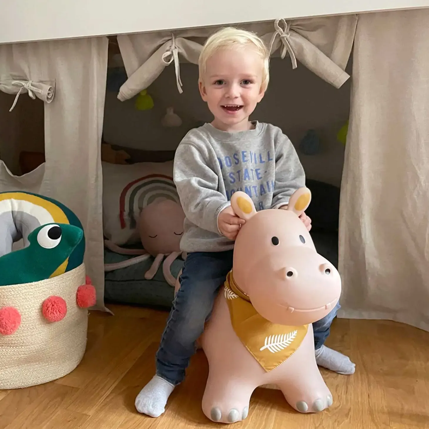 Kindsgut - Hoppedyr - Hippo
