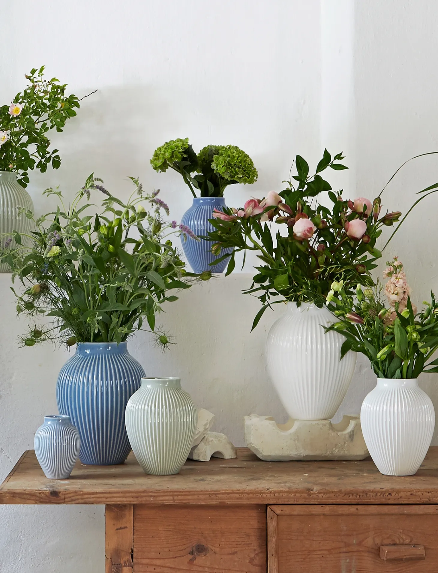 Knabstrup Keramik - vase H 12.5 cm ripple lavender