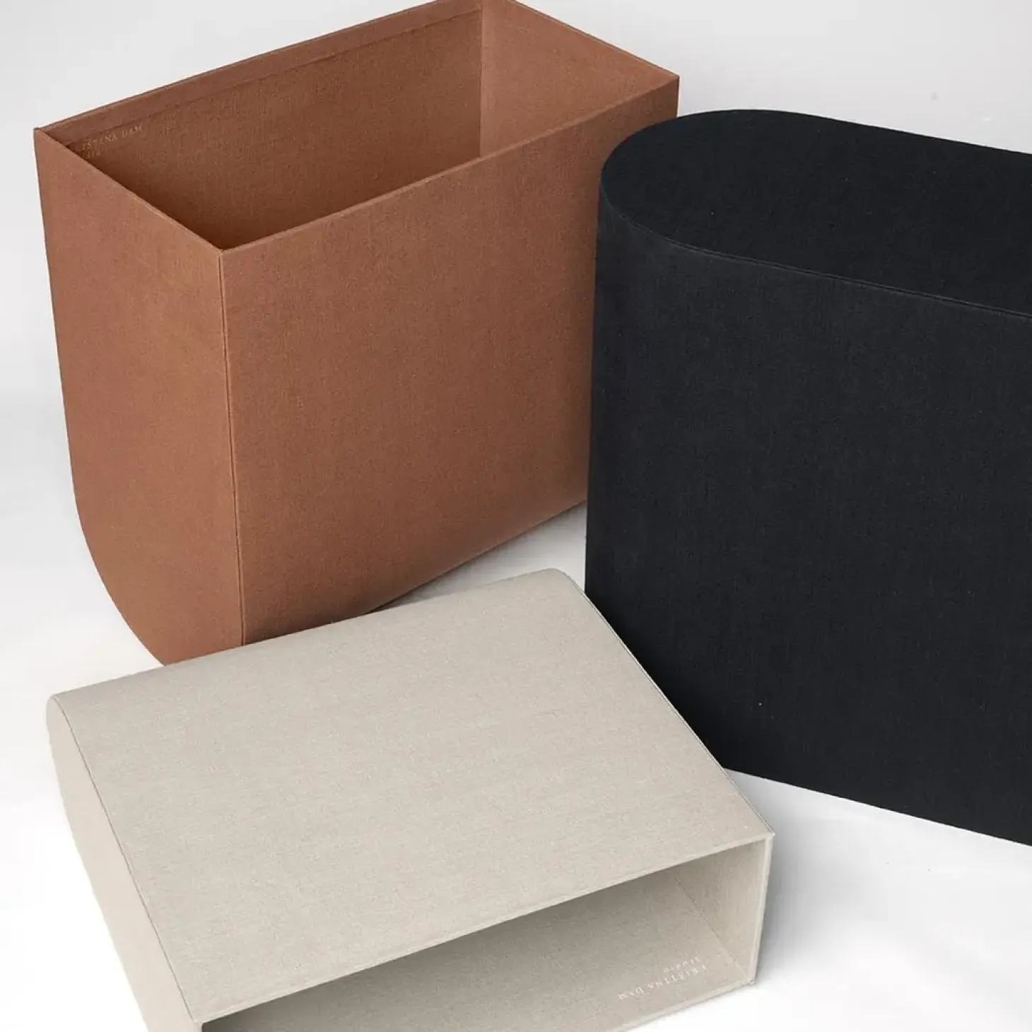 Kristina Dam - Opbevaring - Medium Curved Box - Burnt Brown