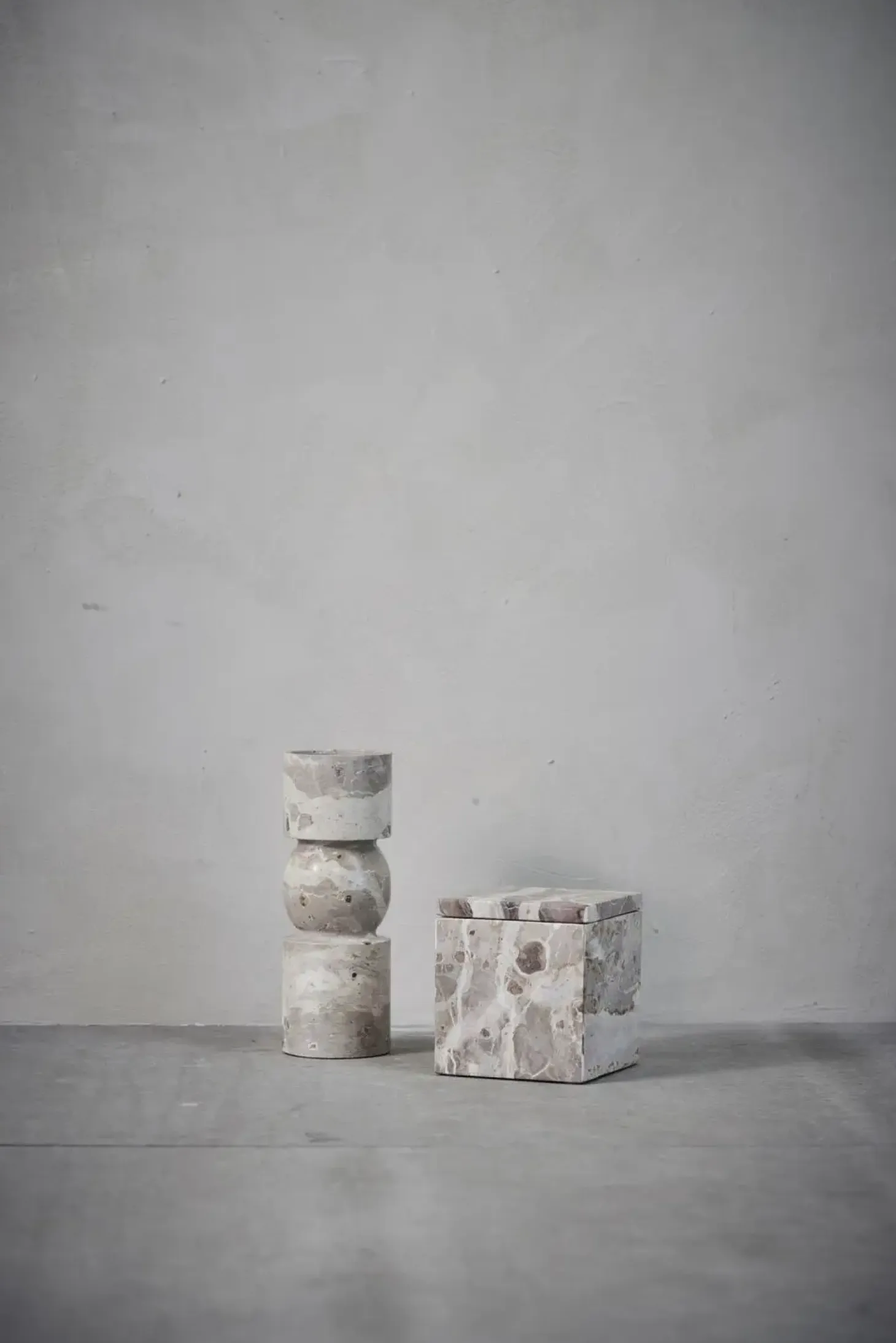 Lene Bjerre - Ellia Marmor lysestage H23 cm. sand