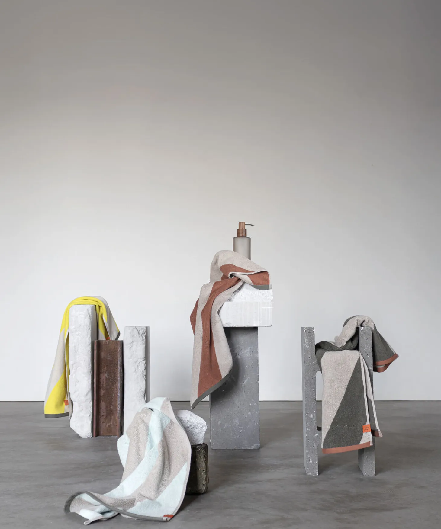 Mette Ditmer - DIAGONAL bath towel - Mint