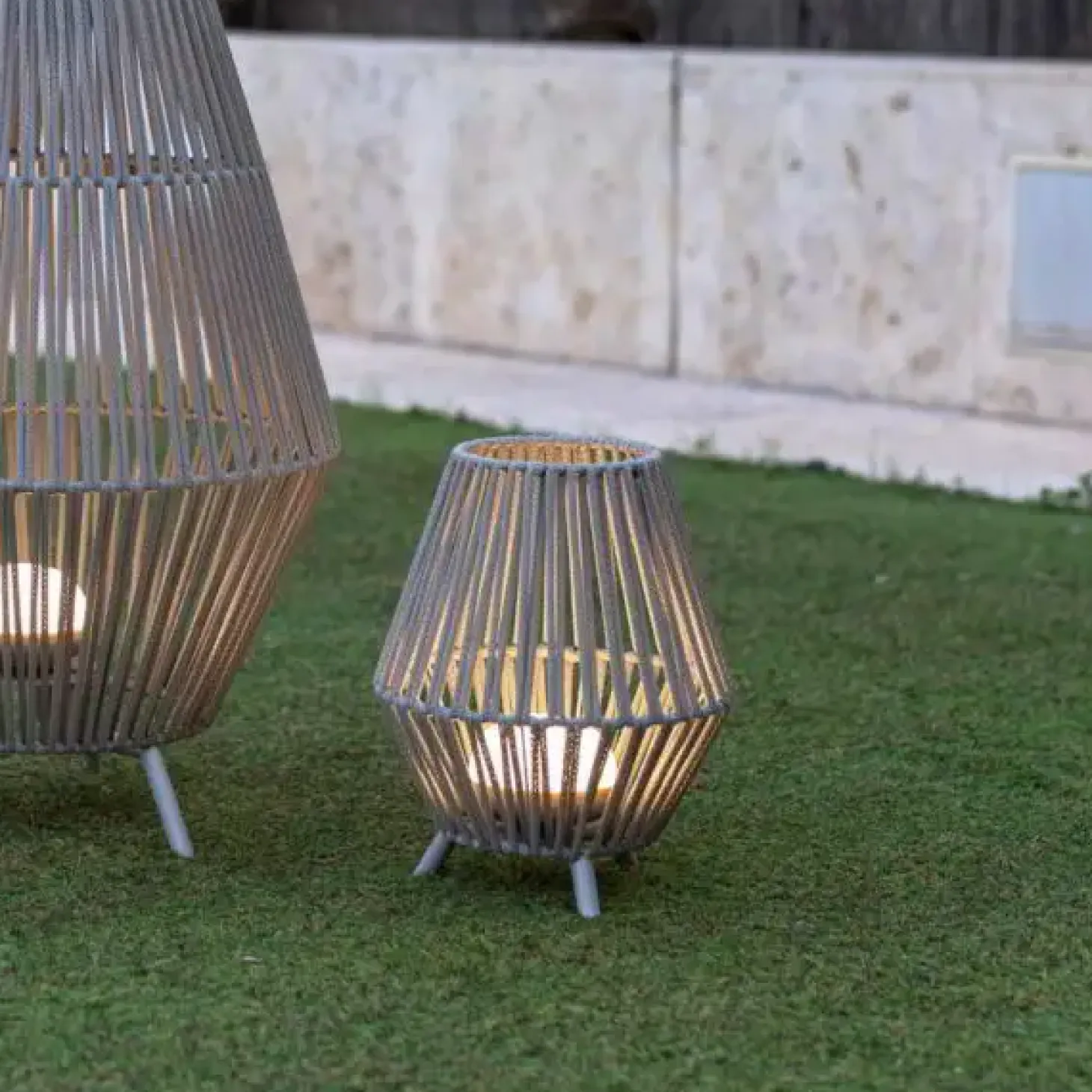 New Garden - Conta 30 trådløs dekorativ lanterne/bordlampe
