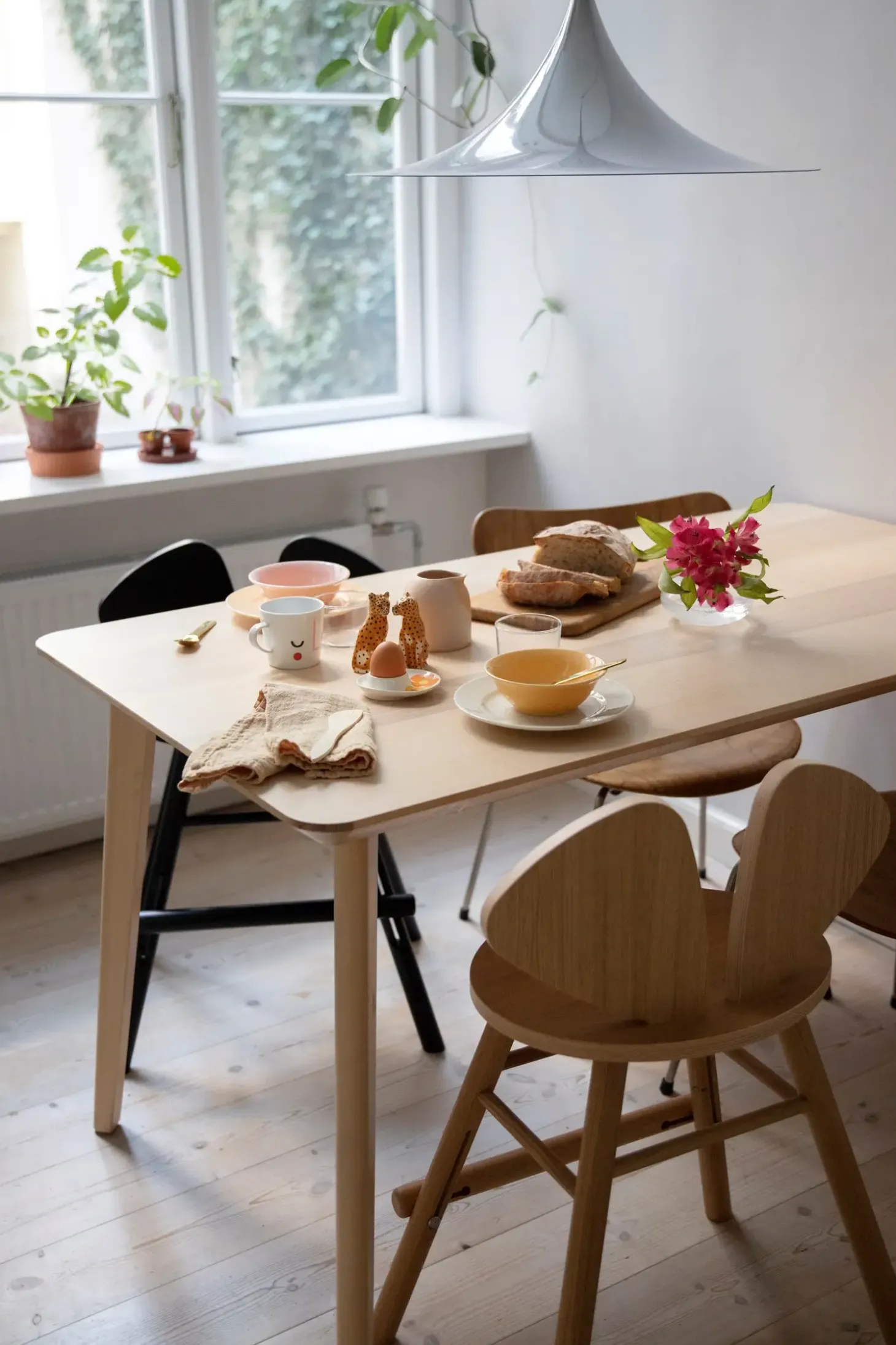 Nofred højstol i Eg - Mouse Chair junior - junior stol