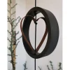 Nordic By Hand - Ring i eg/sort til snoren - Ø 20 cm